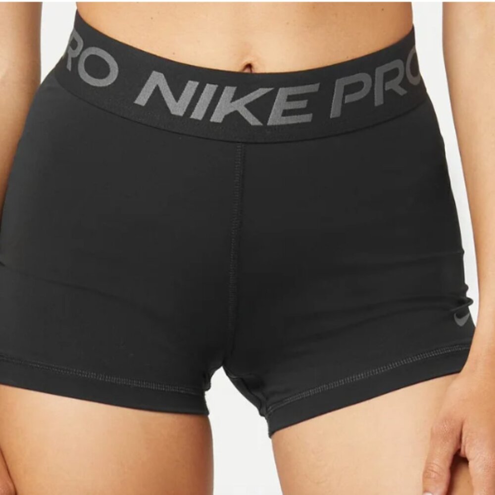 Black nike pros